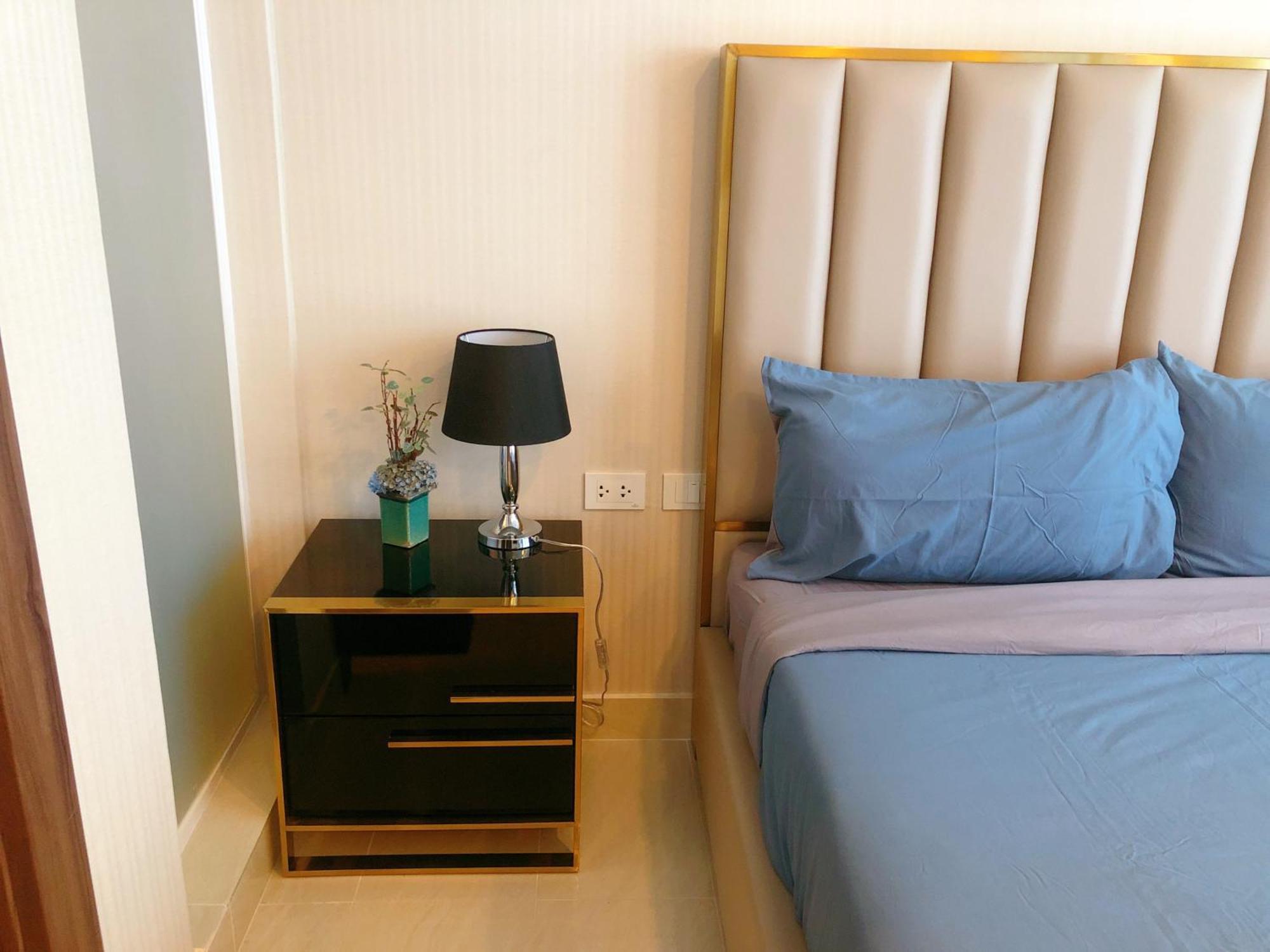 Centara Avenue Soi Buakhao By Daisy 2 *
